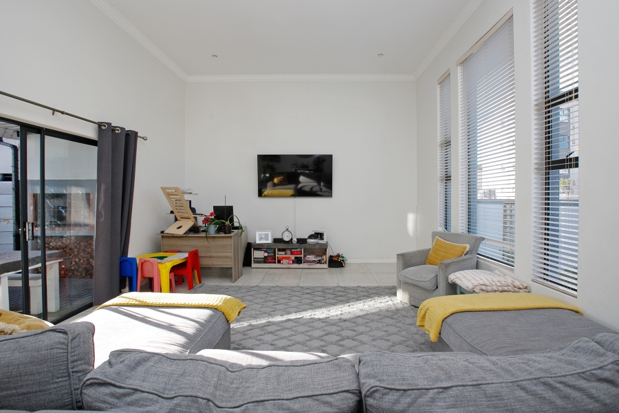 3 Bedroom Property for Sale in Parklands North Western Cape